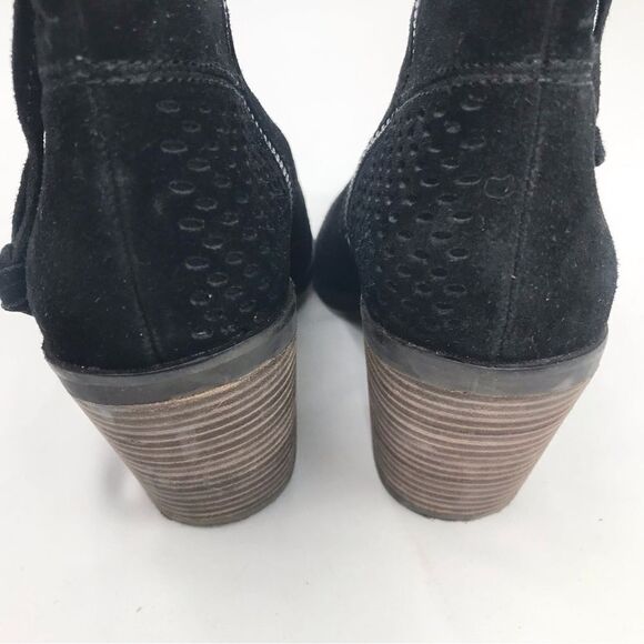 Lucky Brand RAMSES Black Suede Leather Laser Cut PointedToe Zipper Ankle Boots - Picture 10 of 16